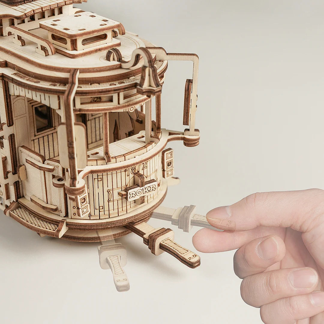 Puzzle 3D en bois – Tram – 374 pièces – 12+
